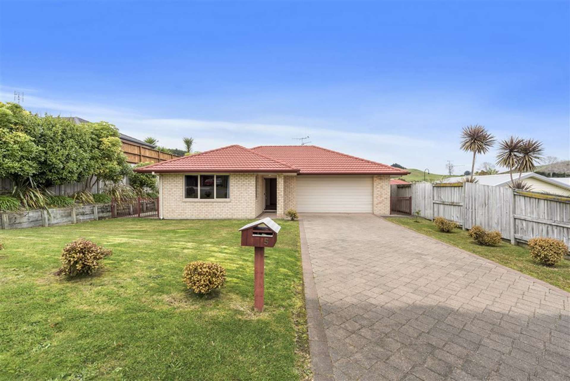 5 Rosella Drive Welcome Bay_0