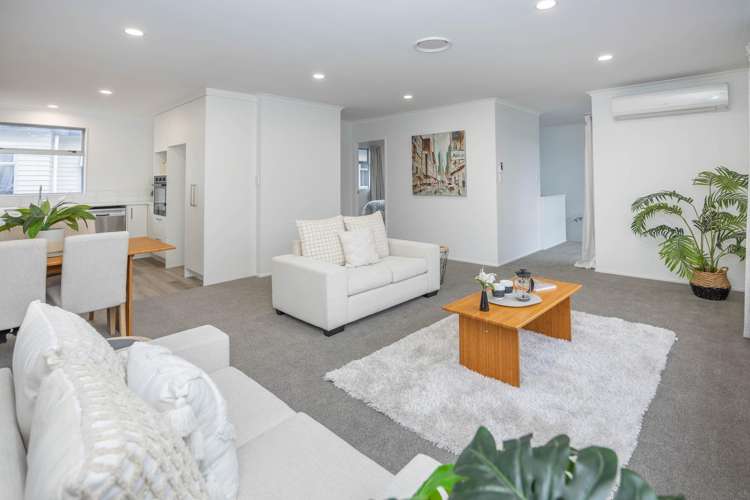 2/11 Beatty Street Melville_2