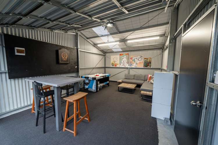 136 Chelmsford Street Windsor_26