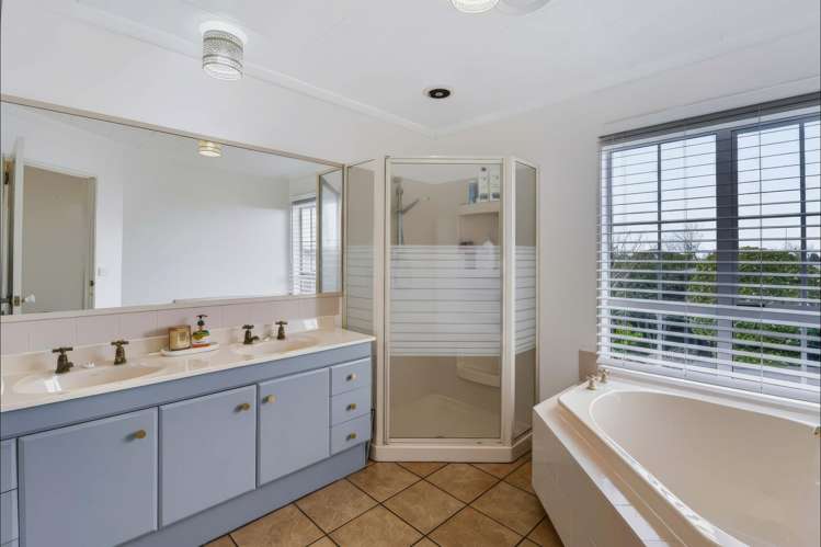 24 Culzean Grove Bell Block_23