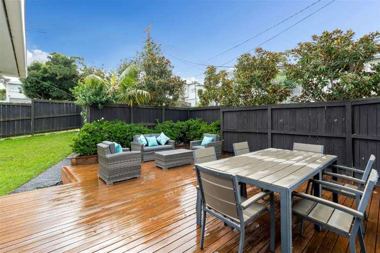 1/32 Selwyn Crescent Forrest Hill_16