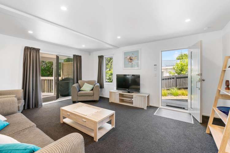 46a Elliston Crescent Stanmore Bay_3