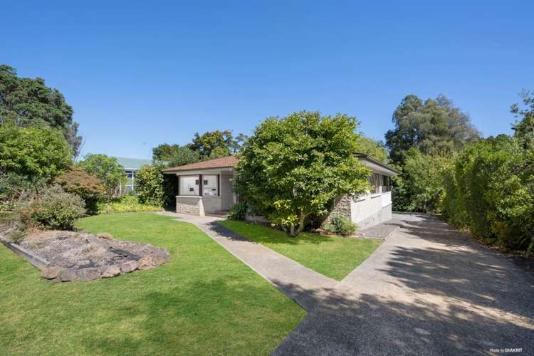 16 Dennis Avenue Hillpark_10