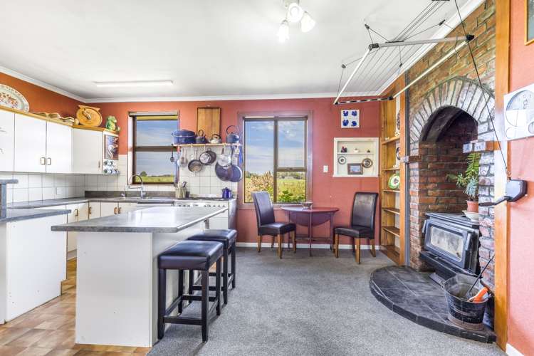 56 Clark Road Omaui_11