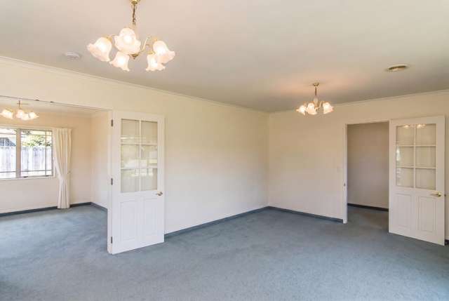 8 Glen Loch Place 10587_4