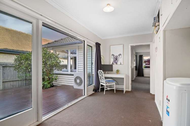 1/12 Downing Street Hoon Hay_7