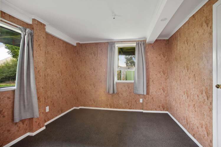 16 Leaming Place Clarks Beach_23