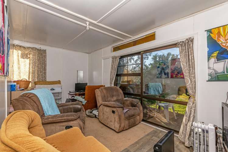 28 and 28a Hammond Street Bulls_19