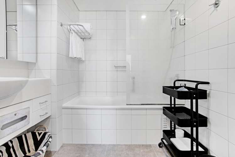 9-17 Byron Avenue Takapuna_16