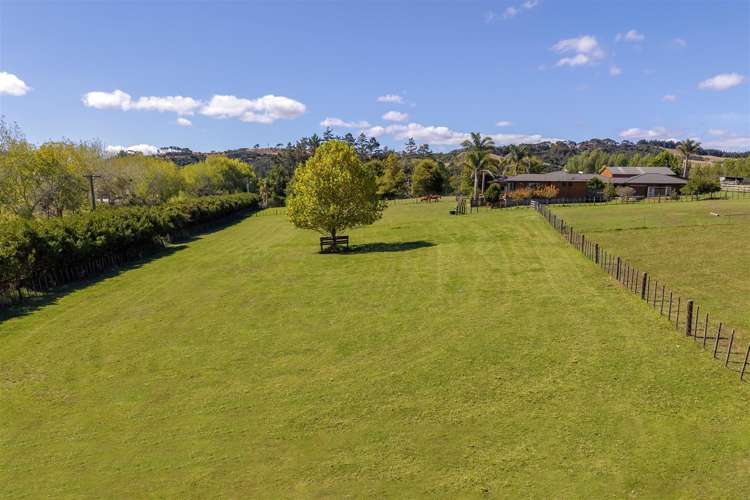883 Peak Road Waimauku_39