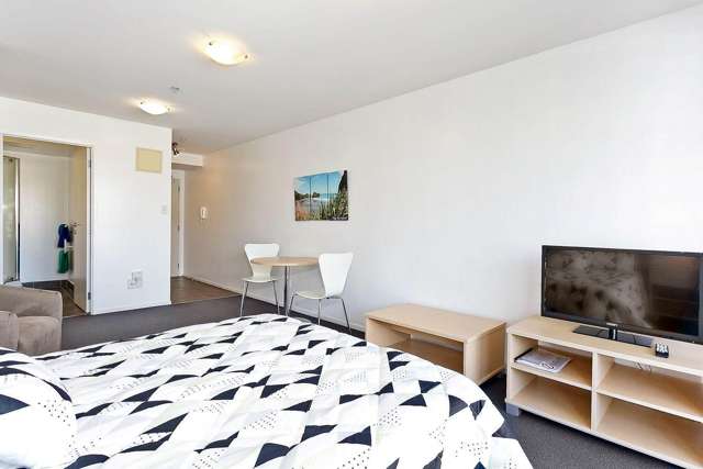 1002/1 Parliament Street City Centre_4