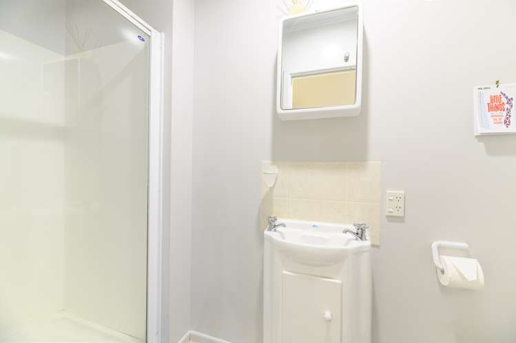 55 Heaphy Street Blockhouse Bay_16