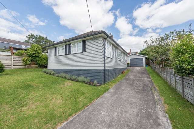 15 Rimu Street Helensville_1