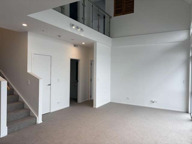 401/4 Reads Quay 1052_3