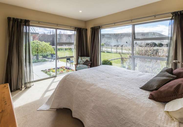 4 Ribbonwood Avenue Albert Town_19