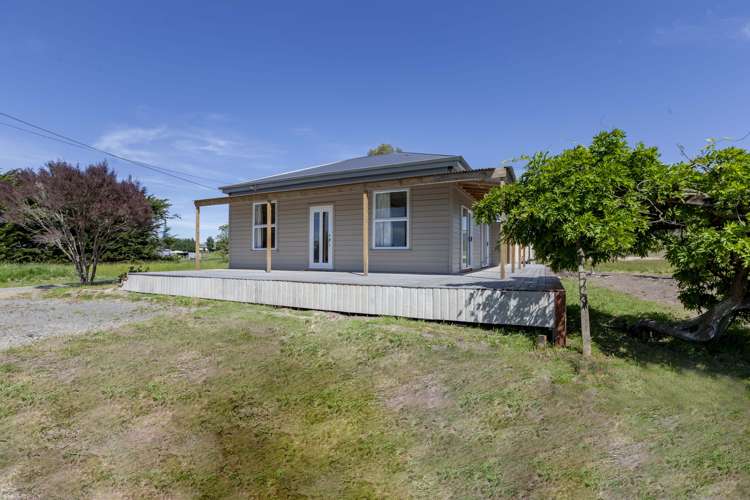 302 White Road Waipawa_15