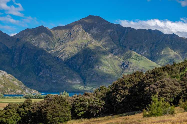 16 Emerald Bluffs Lane Glendhu Bay_12