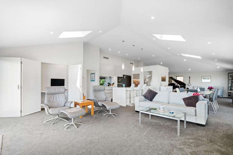 63 Te Awakura Terrace Mount Pleasant_12