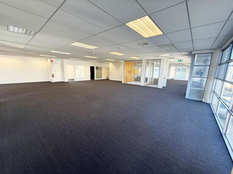 15B Leslie Hills Drive City Centre_8