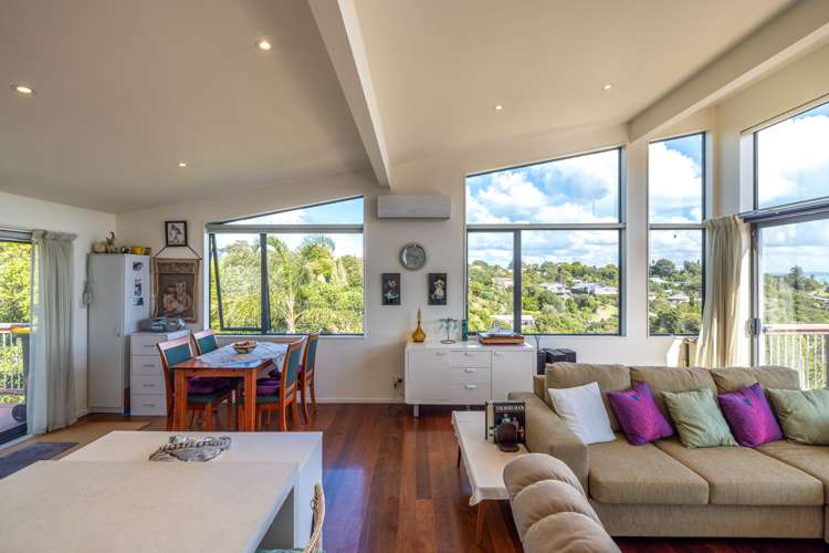 28c Beatty Parade Surfdale_6