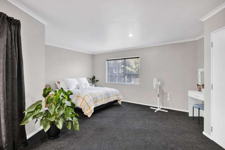 9 County Drive Hawera_13