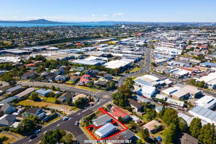 2/109 Target Road Totara Vale_15