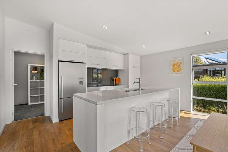 73 Oregon Drive Kelvin Heights_4