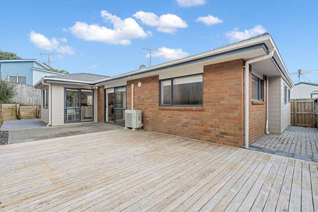 Affordable Freehold Brick & Tile Home