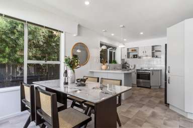 28 Celtic Crescent_3