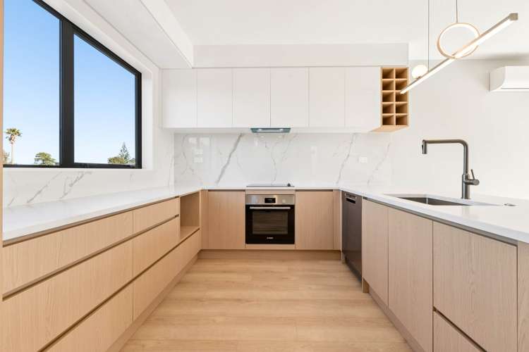 3,7,9/27 Brady Road Otahuhu_22