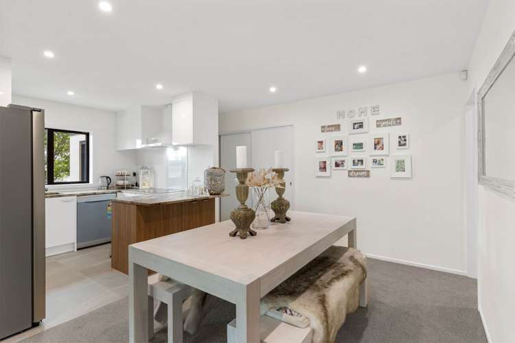 2 Sunvista Avenue Oteha_21