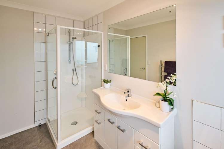 116 Kirton Drive Riverstone Terraces_15