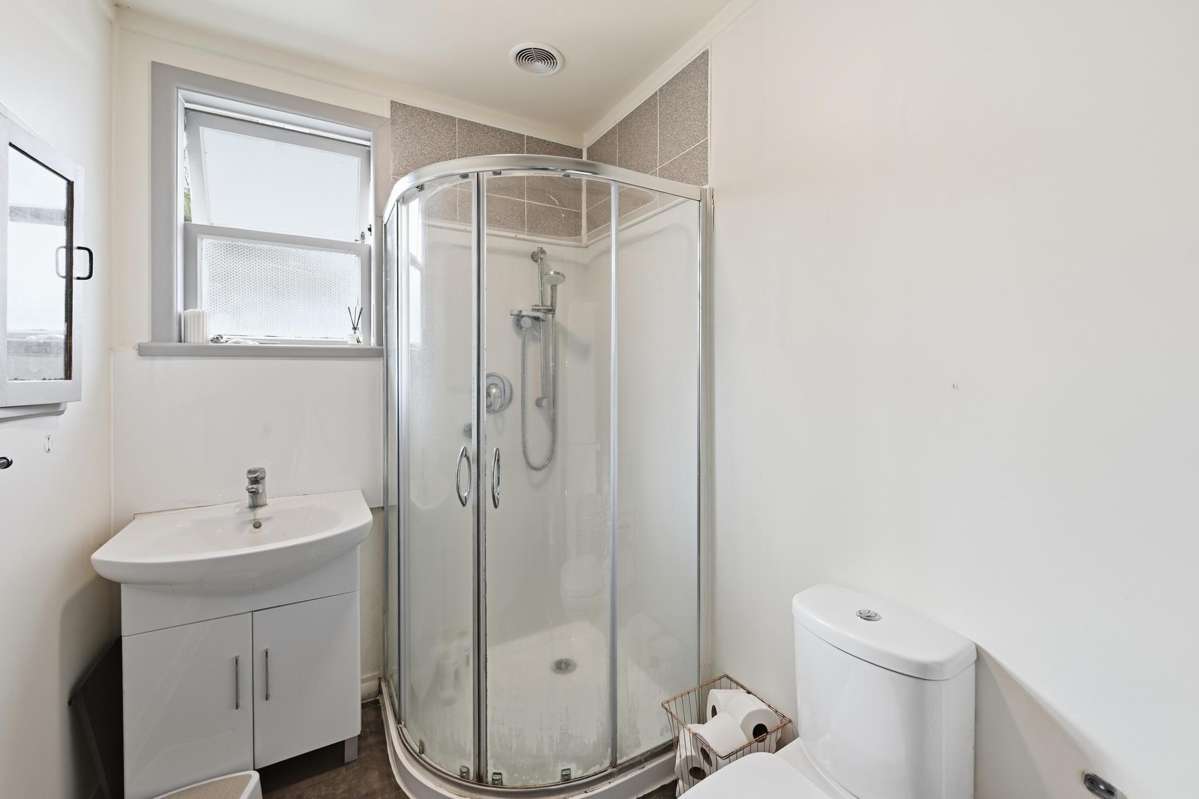 13 Bruce Street_5