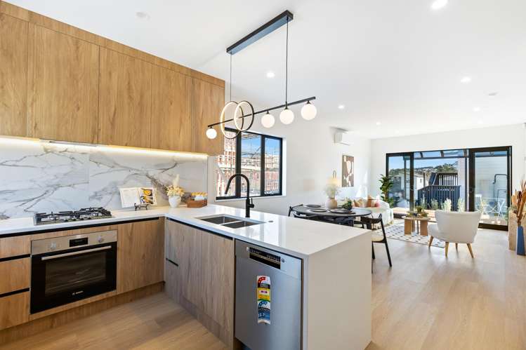 636 Kerepi Street Westgate_7