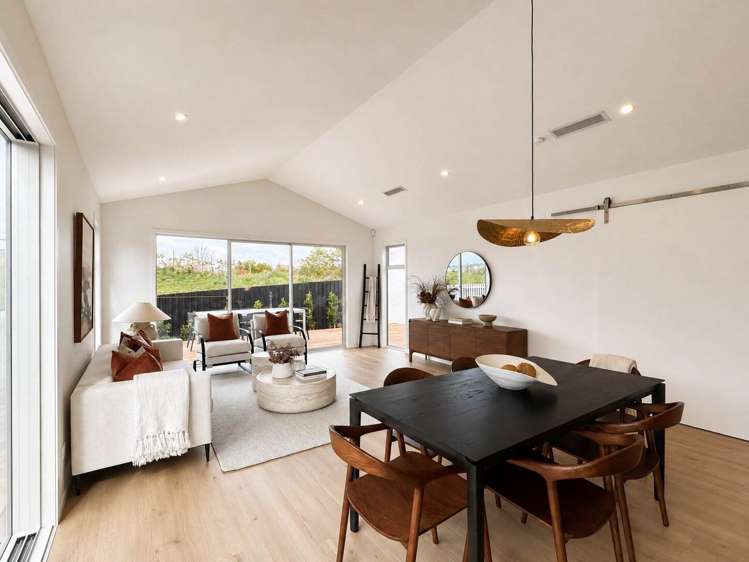 85 Parish Drive_3