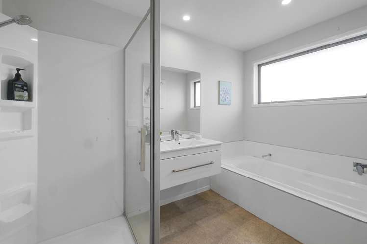 8 Wentworth Lane Waiwhakaiho_15