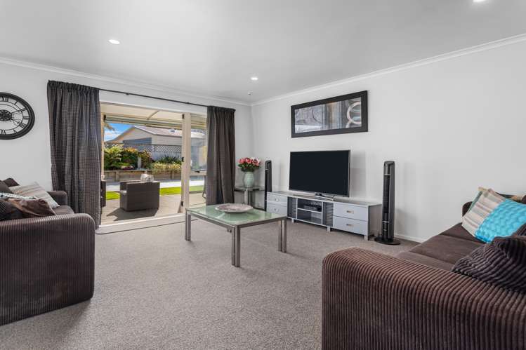 7 Prita Lane Coastlands_5