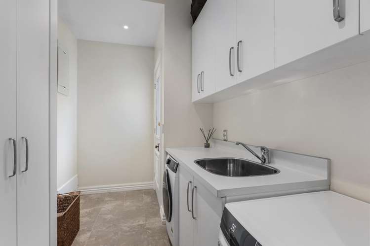 28 Knowles Street Merivale_23