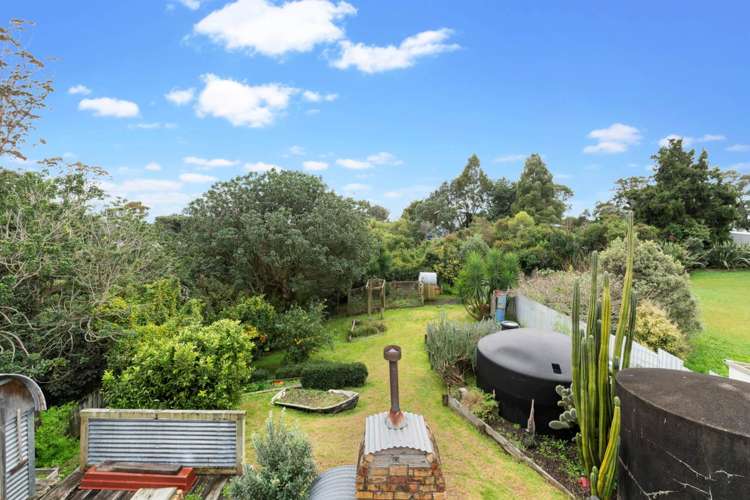 147 Howard Road Orere Point_4