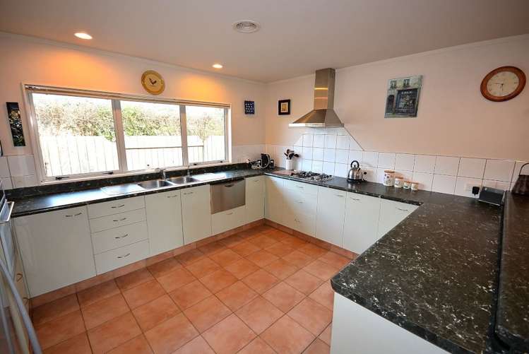 6 Marewa Place Waikanae Beach_10