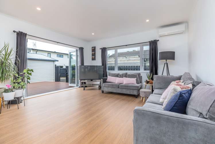 15 Wedgwood Avenue Mangere East_8