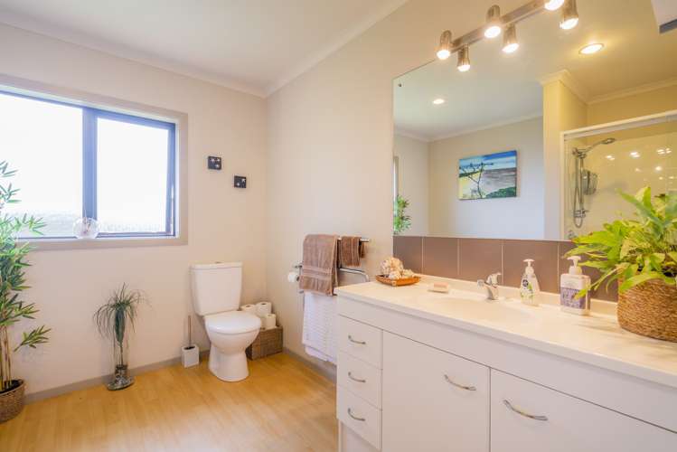 13 Cobham Lane Whitianga_17