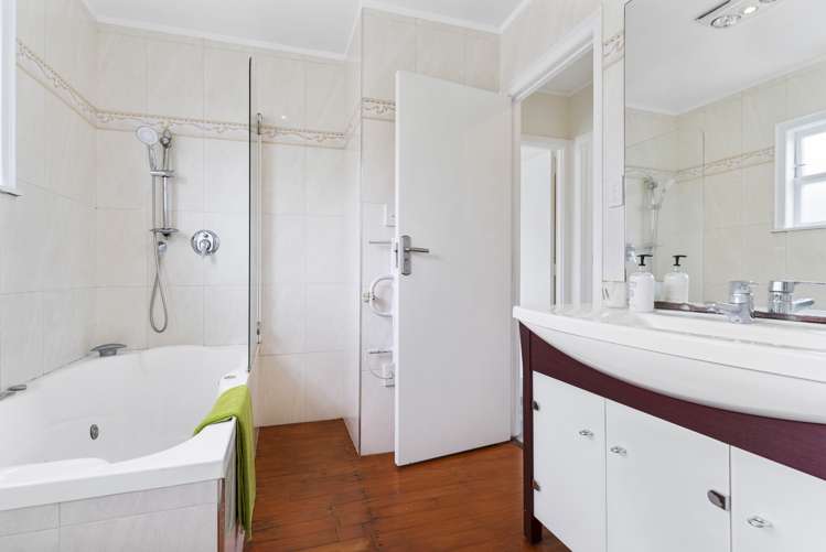 26 Ted William Street New Windsor_9