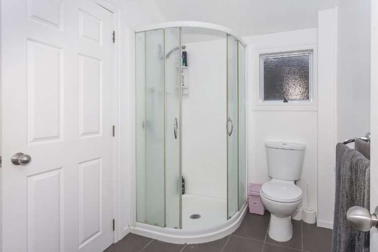 104 Waverley Place Whangamata_10