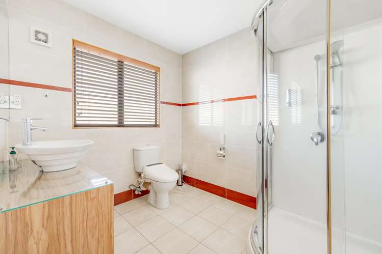 6 Cherrywood Crescent Northpark_14