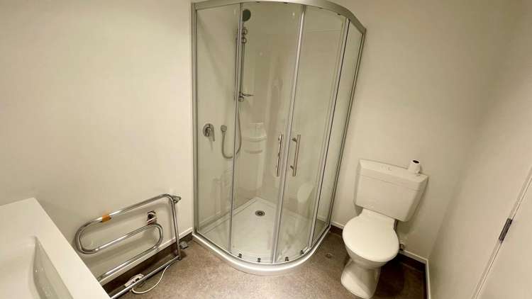 2/920 Victoria Street Hamilton Central_12