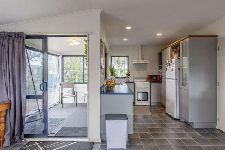 425 Te Kura Road Otane_18