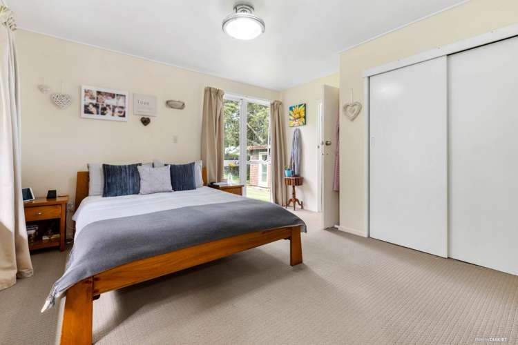 48 Callis Avenue Opaheke_15