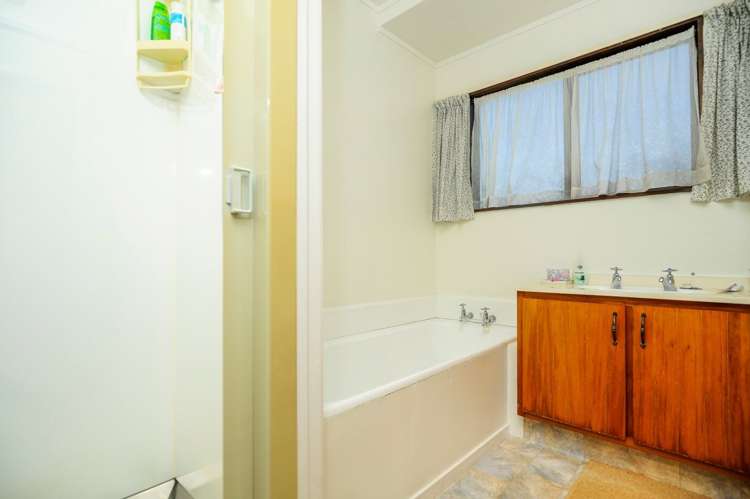 1/11 Woodlands Crescent Browns Bay_12