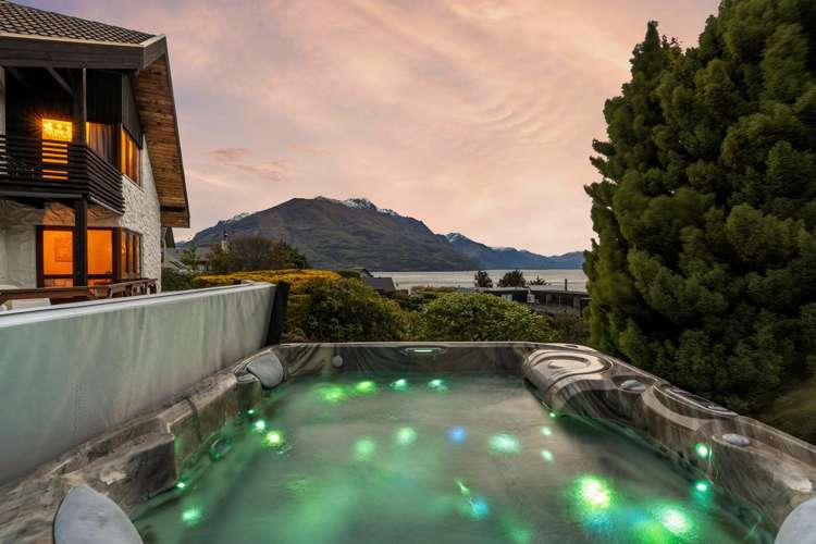 9 Cypress Court Kelvin Heights_22